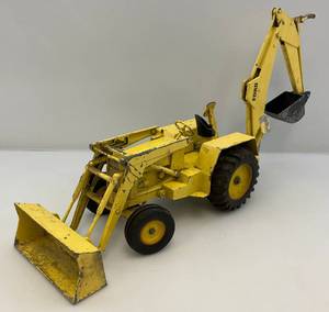 lot 142 image: Vintage 112 Scale Die-Cast FORD 7500 BackhoeDigger Tractor
