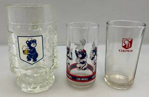 lot 143 image: Vintage Korean Baseball Team OB Bears Retro Glass Cup