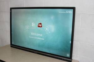 lot 32 image: ViewSonic 55 ViewBoard 4K Interactive Display Monitor - Model IFP5550-2