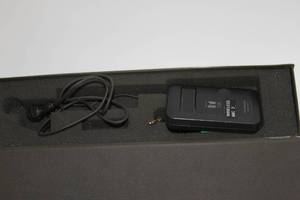 lot 132 image: Miscellaneous LOT of Pro Audio Wireless Microphone Items & Accessories