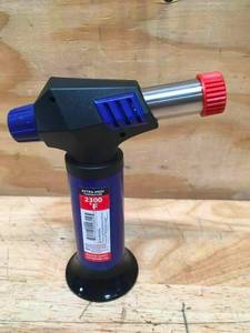 lot 103 image: Magnum Blue Torch Lighters 0724257.25