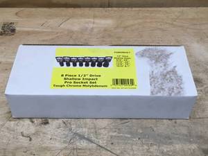 lot 109 image: Powerbuilt 12 inch drive shallow impact socket set