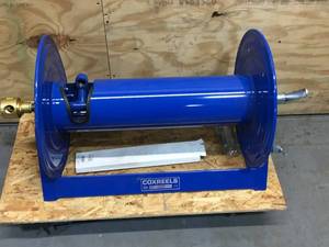 lot 164 image: Coxreel Hand-Crank Hose Reel Model # 1125-5-200