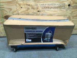 lot 141 image: Rouchneck Pneumatic Oil Dispenser Model # 42611