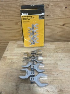 lot 56 image: TITAN 12 Inch Drive Jumbo Crowsfoot 8 pc Wrench Set- Metric