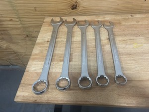 lot 151 image: TITAN 5pc Wrench Set