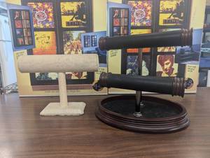 lot 12 image: 2 piece - 3 tiers - Jewelry Holder & Display