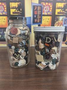 lot 22 image: 2 Glass Jars - Full of Trinket, Crafting Items - Keys, Shells, Buttons, Thimbles, More