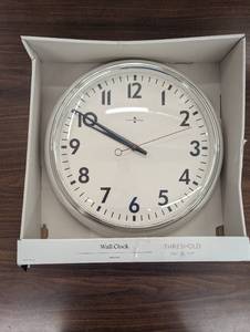 lot 41 image: 14 Schoolhouse Clock - Threshold