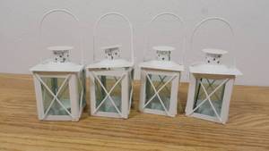 lot 101 image: Lot of 4 Small White Hangable Candle Lanterns