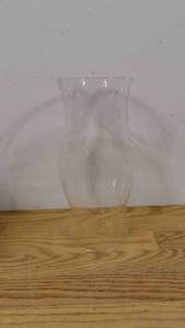 lot 116 image: 12 Glass Pillar Hurricane