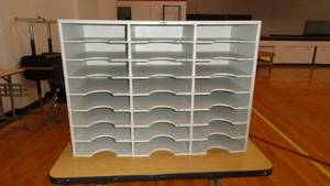 lot 176 image: Fellowes Plastic Stacking Filings Organizer