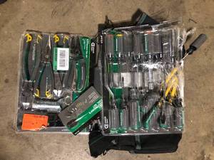 Commercial Electric 22-Piece Electricians Tool Set Customer Returns See Pictures