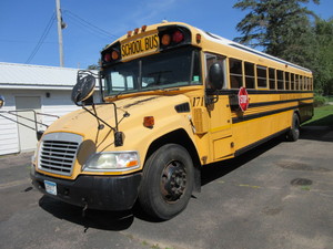 lot 171 image: 71 PASSENGER BLUEBIRD SCHOOL BUS