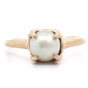 lot 48B image: 7mm White Cultured Pearl Solitaire Ring in Yellow Gold