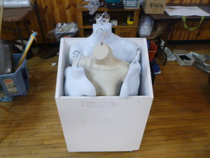 4 Store Hanging Mannequin Busts