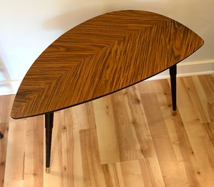 lot 22 image: Awesome Accent Table