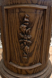 lot 24 image: Vintage Trash Can