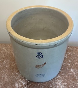 lot 29 image: Vintage Red Wing Pottery 3 Gallon Crock