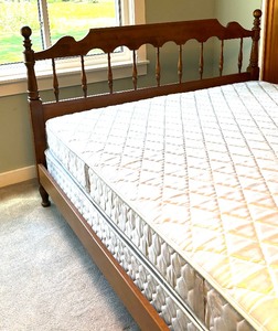 lot 12 image: Vintage Queen Bed Headboard and Footboard