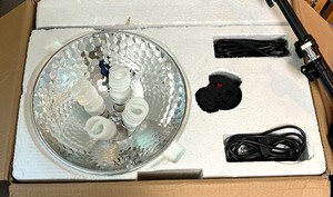 lot 107 image: AIM Xpro-002 Photo Equipment Set