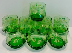 lot 78 image: Beautiful Vintage Green Libbey Lowball Glasses