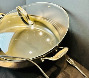 lot 93 image: Cuisinart Electric Skillet Model CSK 250