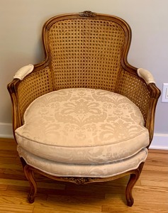 lot 165 image: Vintage Rounded Back Accent Arm Chair