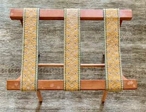 lot 173 image: Vintage Luggage Holder