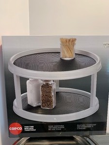 lot 178 image: Kitchen Essentials
