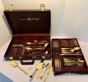 lot 183 image: Vintage Bestecke SBS Solingen 24k Gold Plated Flatware Set