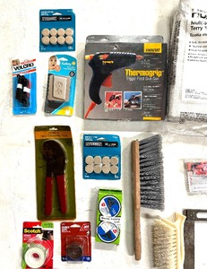 lot 145 image: Garage Goodies