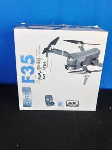 lot 37 image: Contixo F35 4K UHD Wi-Fi Camera Foldable GPS Quadcopter Drone