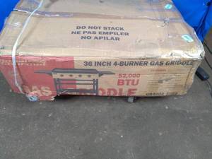 lot 82 image: Royal Gourmet 52,000 BTU 4-Burner Flat Top Gas Grill