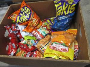 lot 323 image: Box of Assorted Snacks...