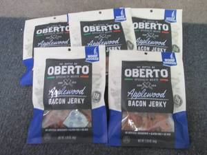 lot 360 image: 5- 2.25 oz Oberto Applewood Bacon J...