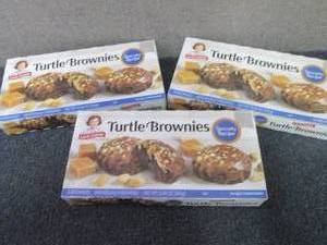 lot 363 image: 4- 12.68 oz Little Debbie Turtle Br...