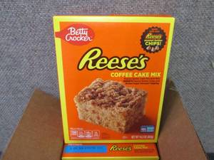 lot 376 image: 6- 14.2 oz Betty Crocker Reeses Co...
