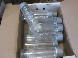 lot 378 image: 12 - 850 ml Voss Water...