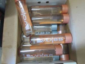 lot 382 image: 12 - 850 ml Voss Water & Collagen...