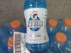lot 383 image: 15- 28 oz Gatorade Zero Cool Blue...