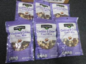 lot 412 image: 6- 6 oz Clover Valley Cookies & Crme Trail Mix