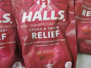 lot 455 image: 6- 30 ct Halls Relief Cherry Cough ...
