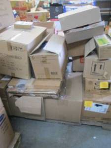 lot 462 image: Pallet of Assorted UnsoldUnclaimed...