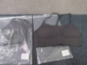 lot 52 image: 2- Ladies Gym Wolf Sports Bras1 Sma...