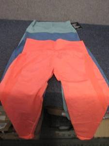 lot 54 image: 3 Pair Ladies Gym Wolf Tie Leggings S...