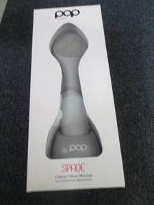 lot 77 image: Pop Sonic Spade Cleansing & Exfolia...