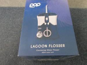 lot 101 image: Pop Sonic Typhoon Water Flosse  No...