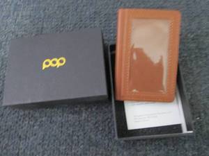 lot 106 image: Pop Up Wallet  Leather Push Butto...