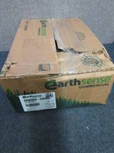 lot 115 image: Case of 100 EarthSense 55-60 Gallon...